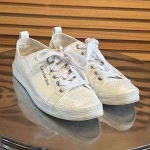 CALVIN KLEIN SNEAKERS